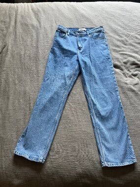 Size 29 90s Straight Ultra High Rise Light Blue Jeans